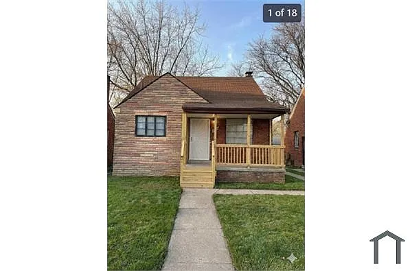 Building Photo - 9317 Stout St #1