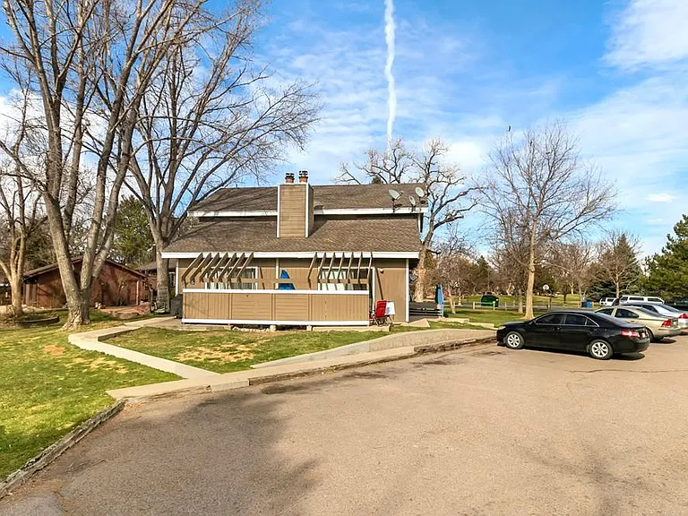 1040 Driftwood Dr — Photo 17