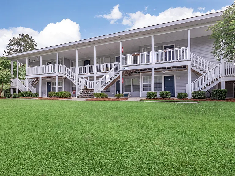 Antiqua Apartments — Photo 4