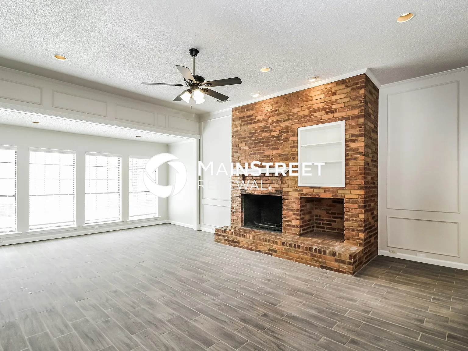 2102 Monterrey Pl — Photo 4
