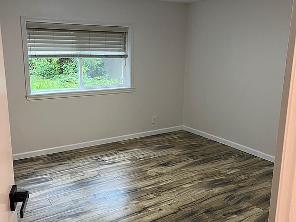 4th image of 13617 Sandy Point East Kp N #13617