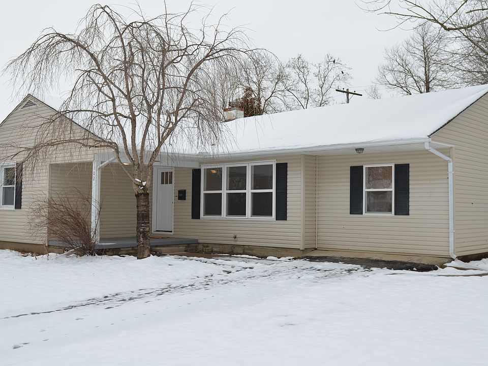 1st image of 102 W Josie Ave