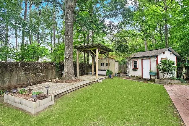 1306 Woodmere Dr — Photo 28