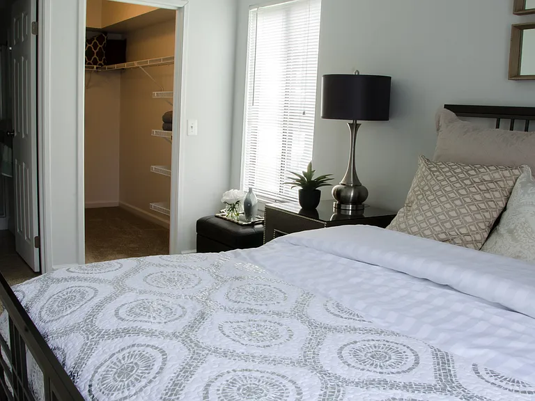 Pine Ridge Apartments — Photo 23