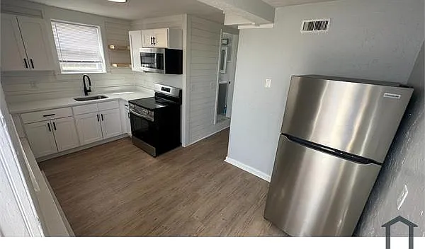 125 Samoset Ave #2