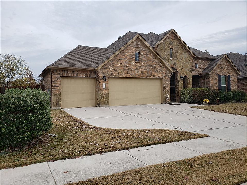 1st image of 110 Parkwest Dr