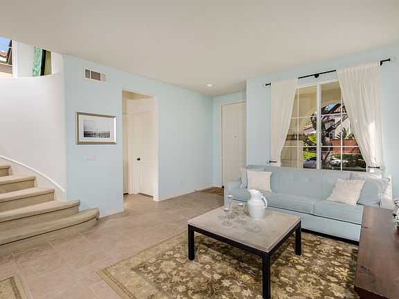 2nd image of 8266 Torrey Gardens Pl