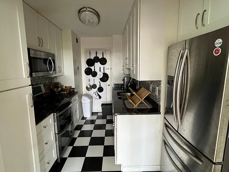 4301 Massachusetts Ave NW #8012 — Photo 1