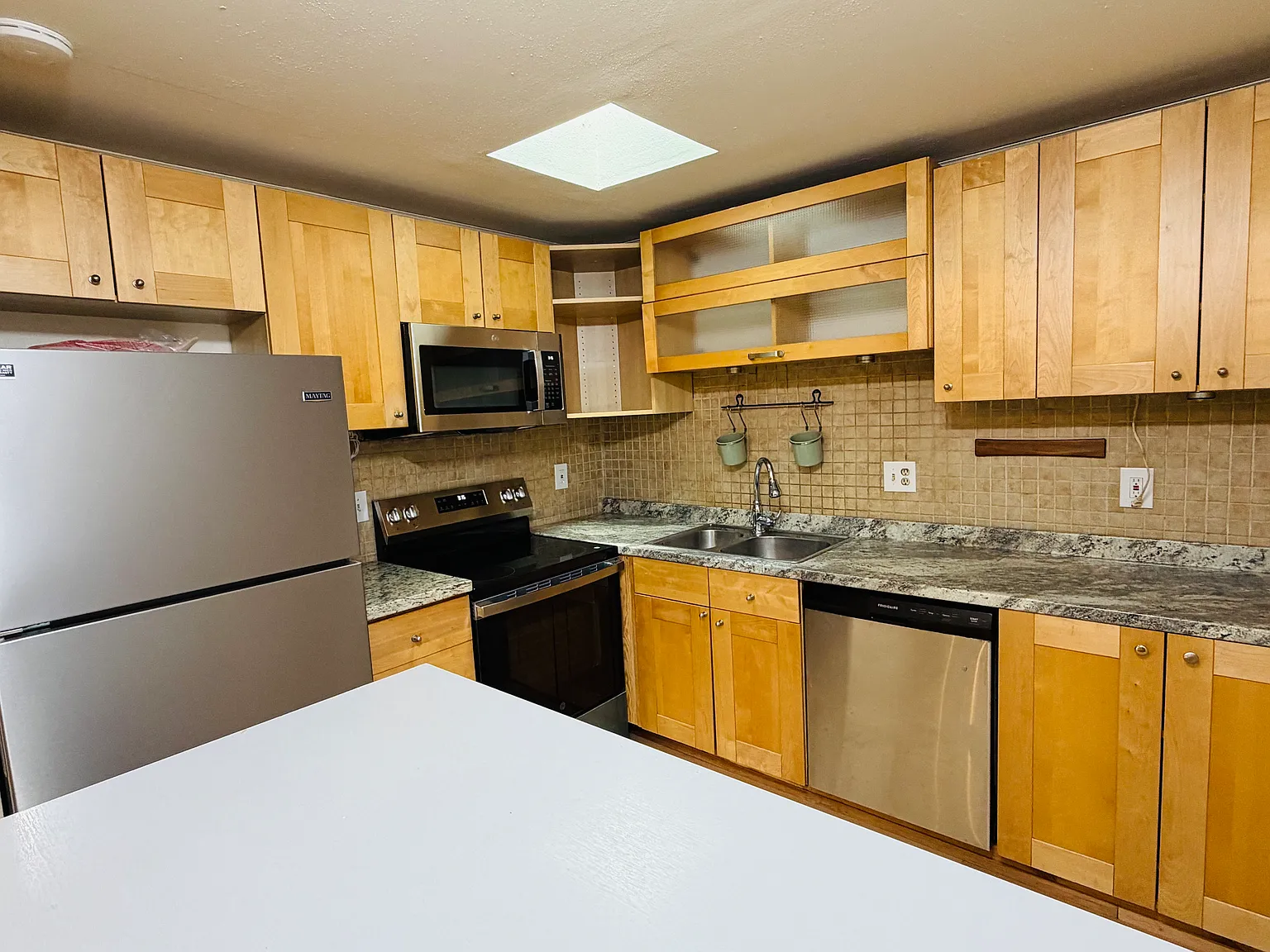 4308 NE Sunset Blvd — Photo 1