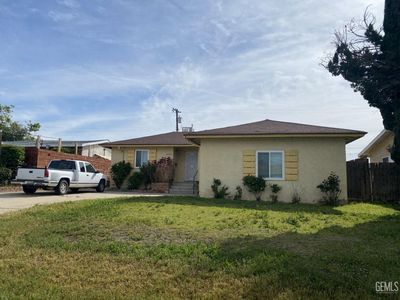 3011 Berger St, Bakersfield, CA, 93305