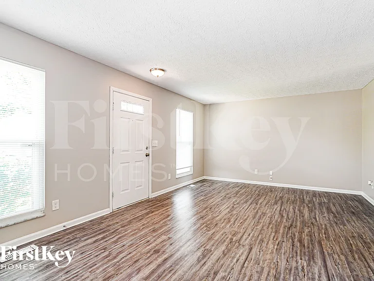 7272 Moonbay Ct — Photo 2