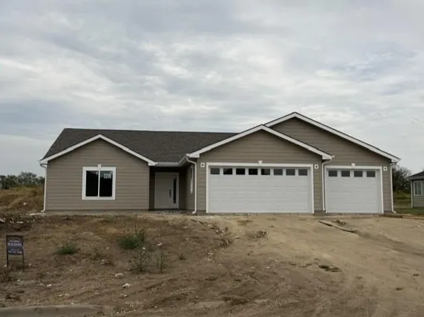 204 Bird Dog Dr, Riley, KS 66531