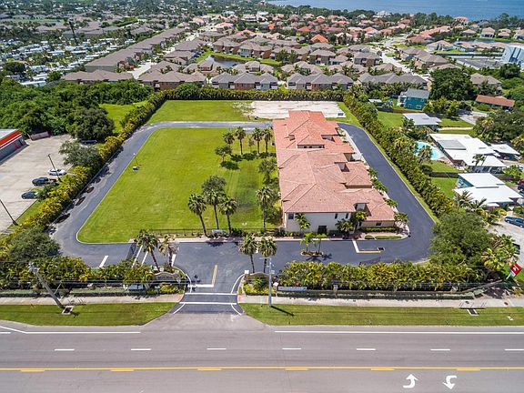 4th image of 735 Lanai Cir APT 101