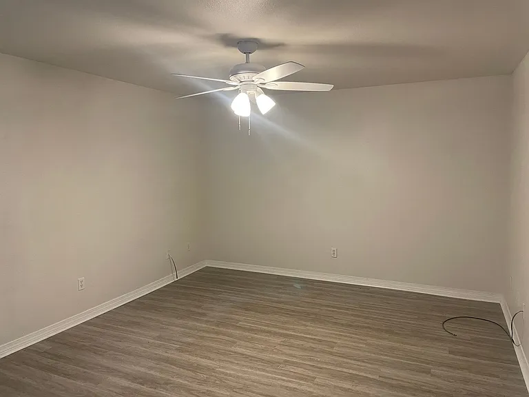 31 Grand Lido — Photo 3