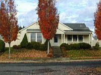 1st image of 18000 SE 42nd St