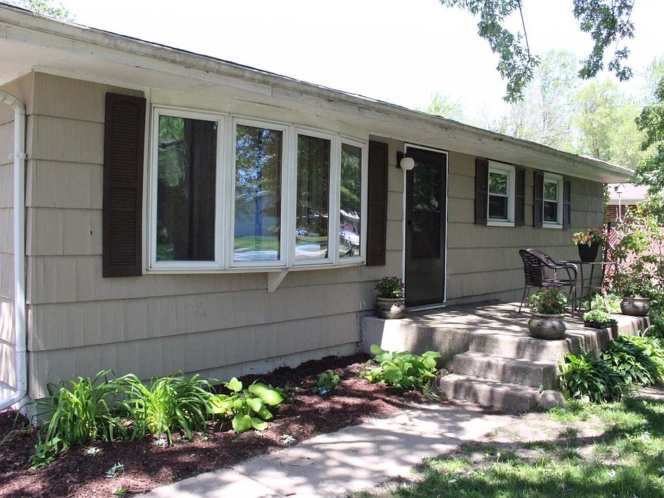 1st image of 1606 Brookview Ct