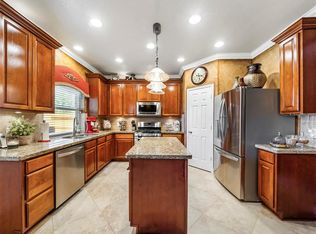 9135 Stoneleigh Dr, Sugar Land, TX 77479