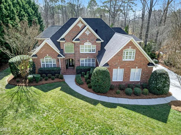 4511 Greenbreeze Ln, Fuquay Varina, NC 27526