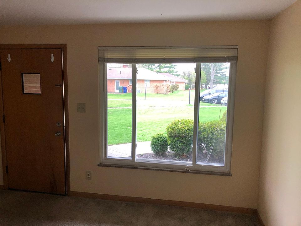 1st image of 117 Sunnyside Ln