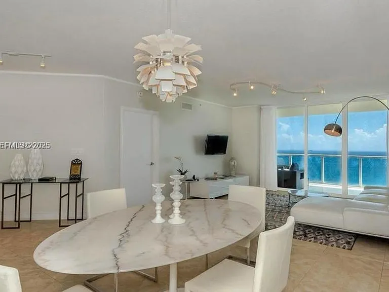 16699 Collins Ave #3902 — Photo 13