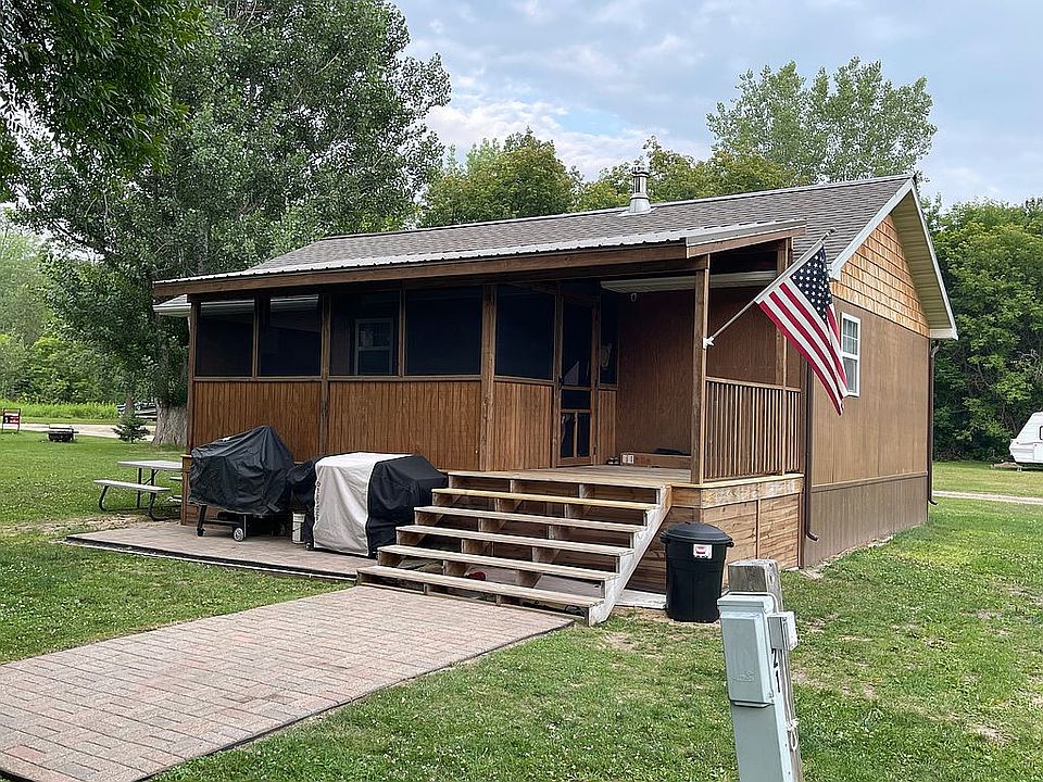 1st image of 39683 Utopia Bay Ln
