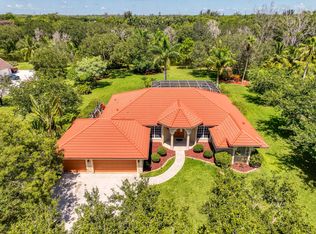 5681 Lago Del Sol Dr, Lake Worth, FL 33449