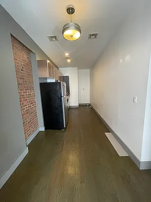 Rented by Nooklyn NYC LLC | media 7