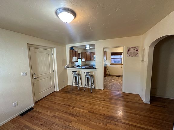 5th image of 1109 Belford Ave