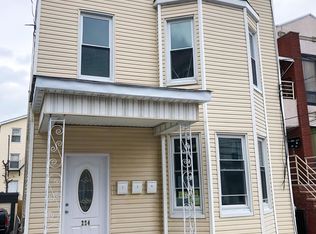 224 67th St APT 2, West New York, NJ 07093