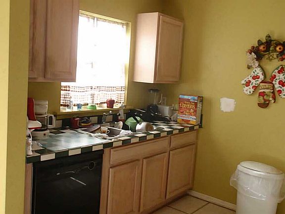 5th image of 583 Eagle Ct