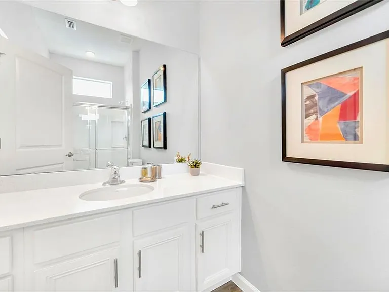2567 Shanti Dr — Photo 32