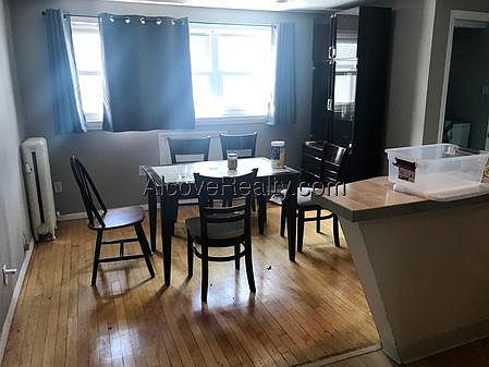 2nd image of 29 Ware St