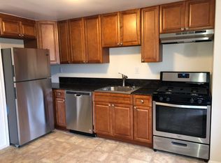 112 Roberta Jean Ave, Littlestown, PA 17340