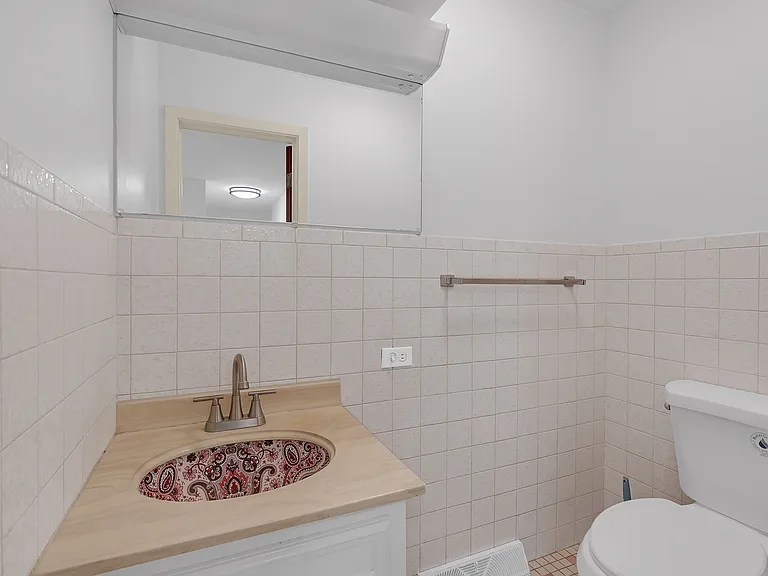 1130 Home Ave — Photo 8