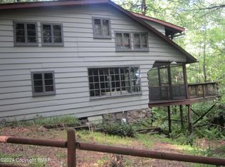 2257 Emerson Rd, Cresco, PA 18326