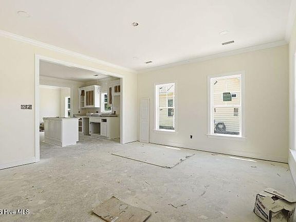 4th image of 3209 Dolostone Court SW