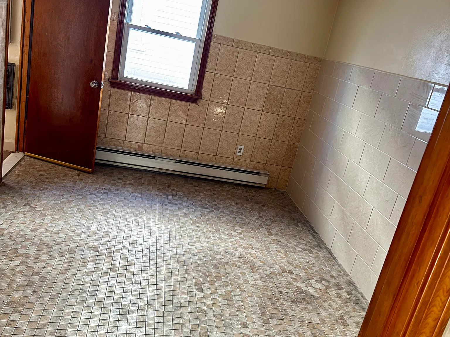 2 bed, 1000 sqft, $2,800 — Photo 2