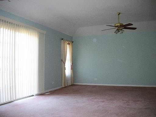 5th image of 10 S Wysteria Dr