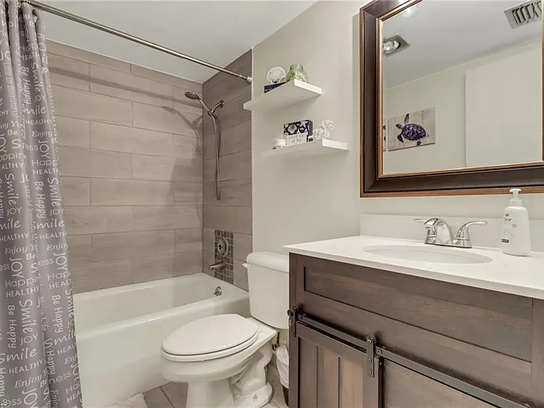 4396 Bowsprit Ct #4B — Photo 11