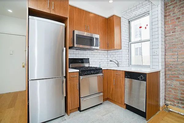 Rented by REAL New York | media 13