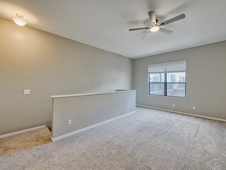 400 E Locust St #101 — Photo 15