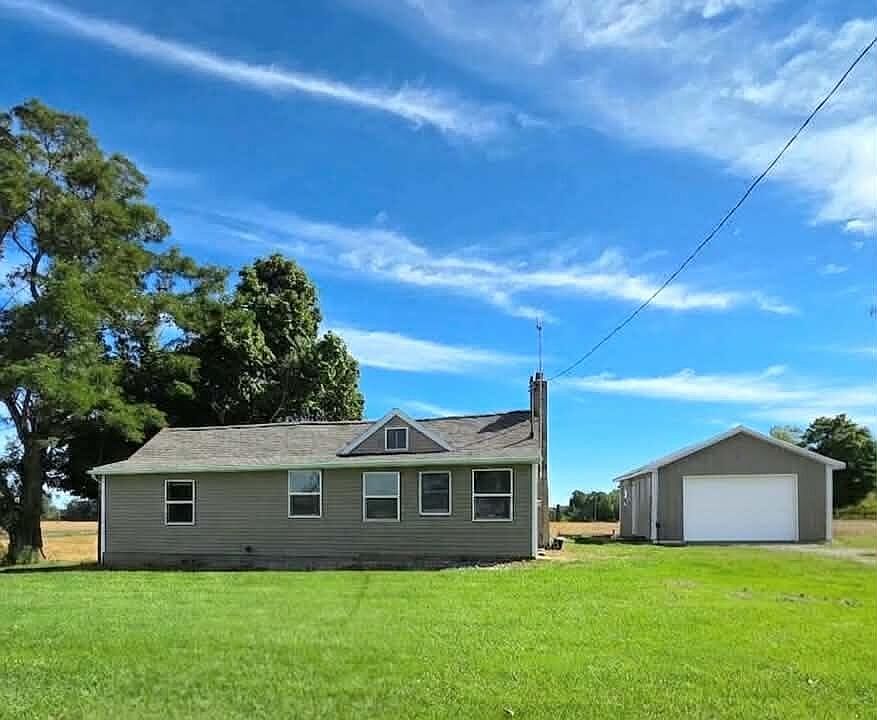 1st image of 2983 Divine Hwy