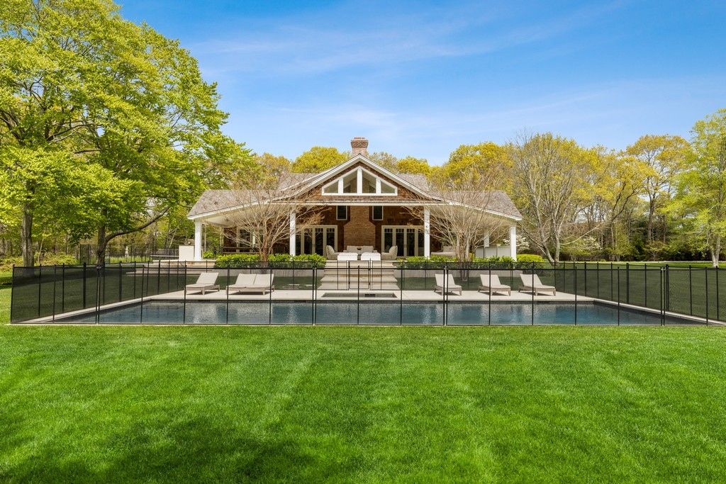 Saltwater Pool & Spa