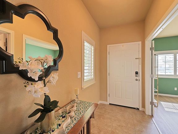 3rd image of 5578 Freestone Dr