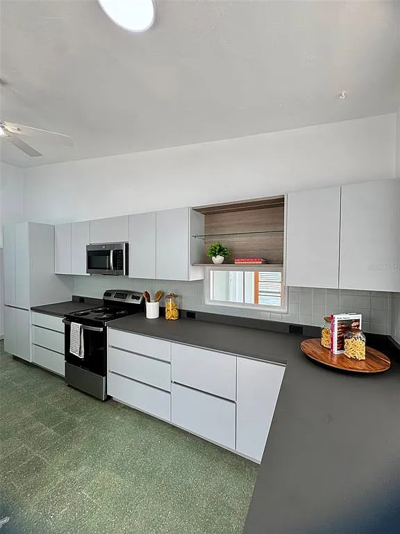 3 bed, 2.0 bath, $3,400 — Photo 2