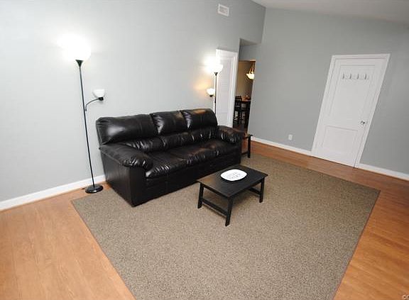 4th image of 3101 Trail Dr