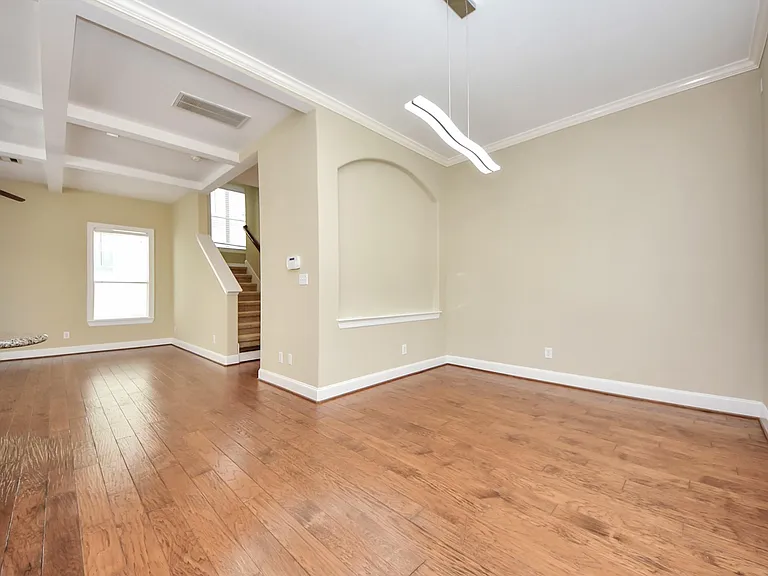 2119 Stuart St — Photo 19