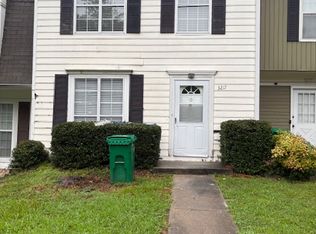 3217 Shadow Walk Ln, Tucker, GA 30084