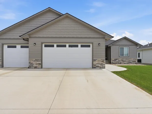 822 Melissa Ave, Harrisburg, SD 57032