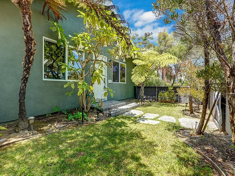 3947 Huron Ave #A — Photo 4